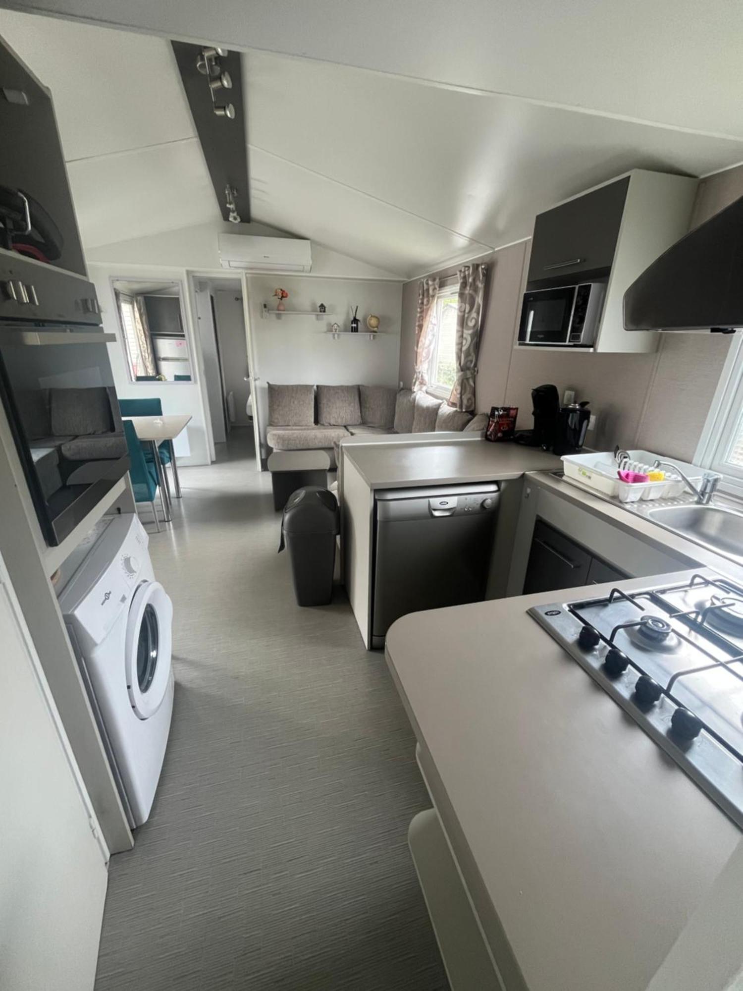Mobil Spacieux 6-8 Pers, 4 Etoiles, La Carabasse Campsite Vias